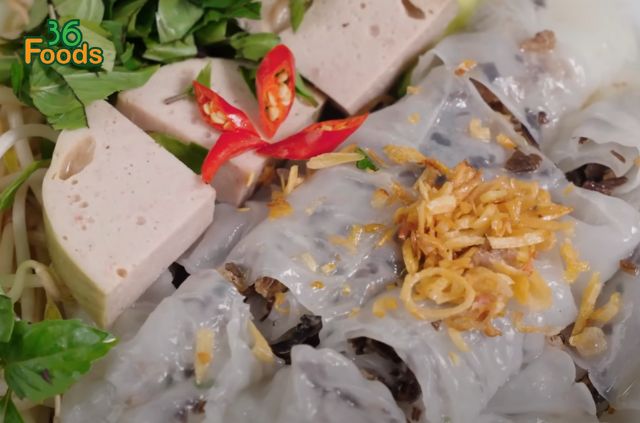 cach-lam-banh-cuon-cha-lua