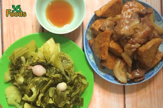 thanh-pham-thit-kho-cha-lua