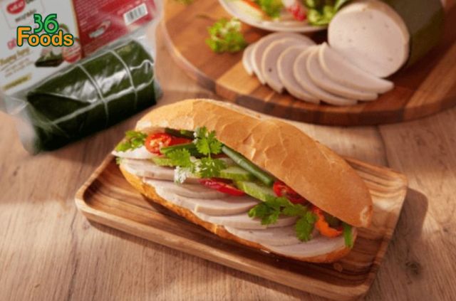 banh-mi-cha-lua