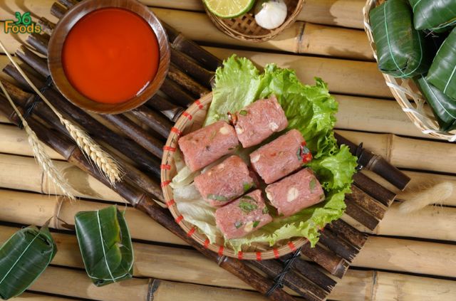 nem-chua-hinh-vuong-co-trong-luong-tuong-duong-so-voi-nem-dai