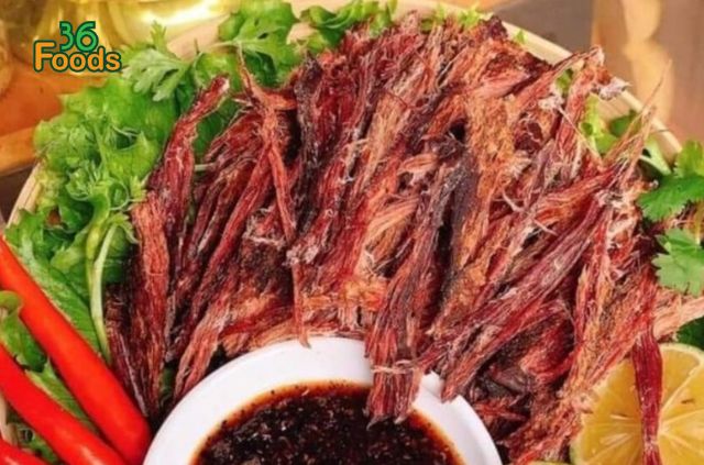 thuong-thuc-thanh-pham-thit-lon-say-tayt-bac